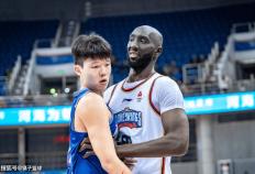 华丽劈扣+钉板大帽！小约基奇秀懵前NBA中锋 连续两双起点超姚明