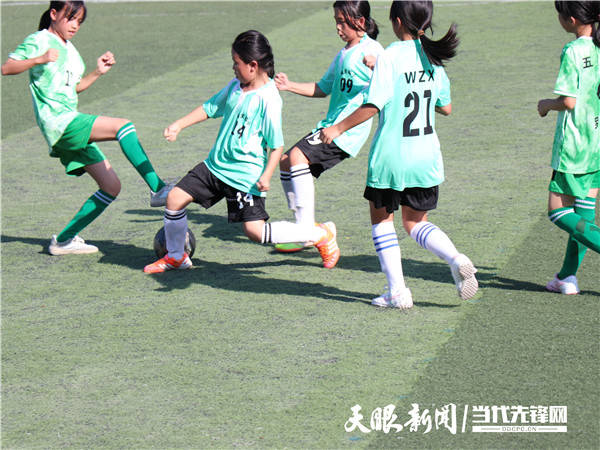 从江县城关第四小学第二届“与美杯”校园足球超级联赛火热开赛