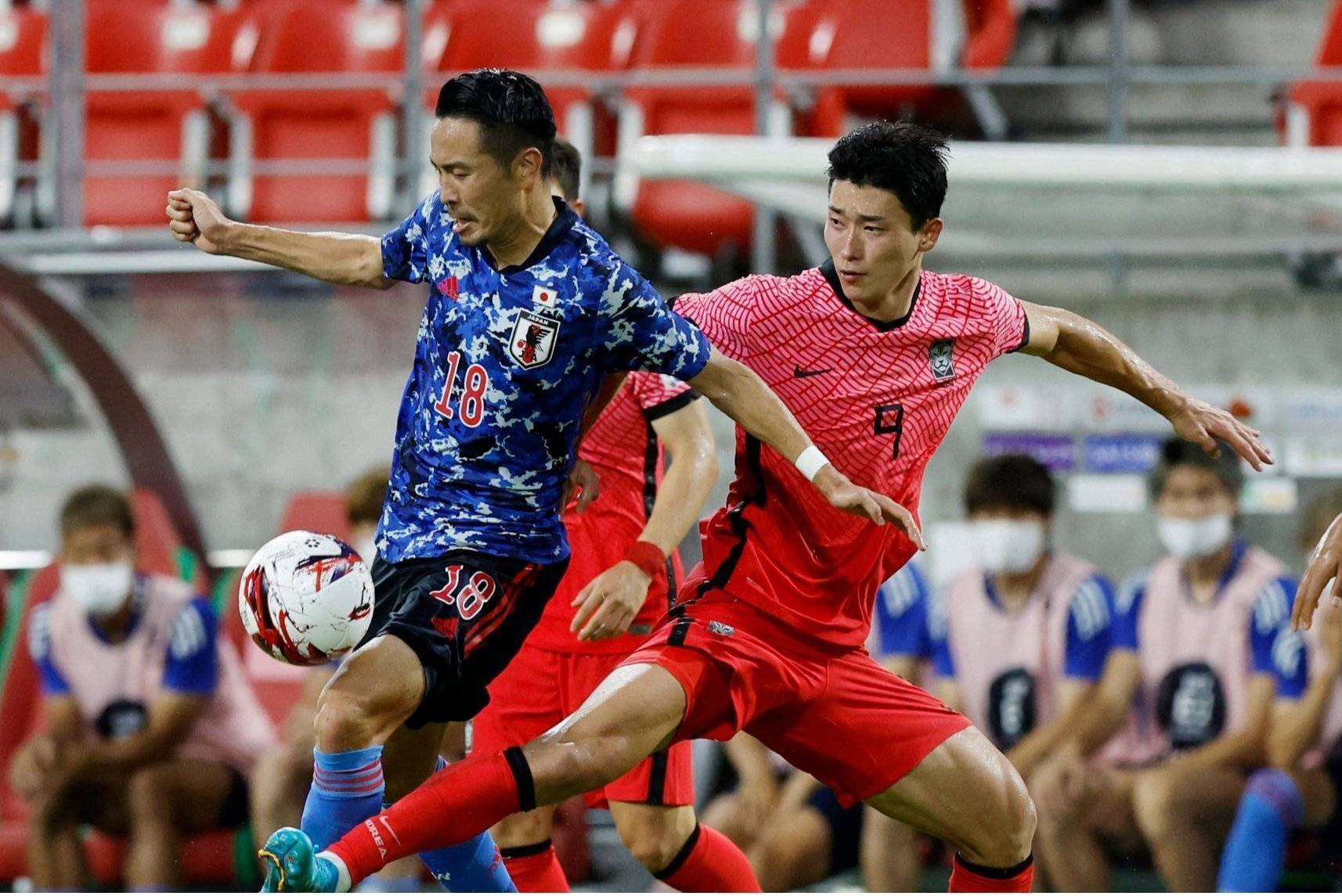 4-1！4-0！日本韩国双双取胜，剑指2026世界杯，中国男足尴尬了