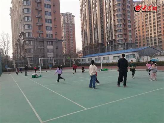 喜报！奎文区孙家小学女子排球队再夺潍坊市冠军