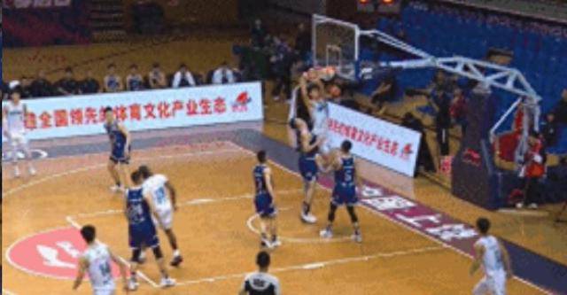 疯狂惊艳！他的首秀刷新纪录，NBA球队瞄准中国内线