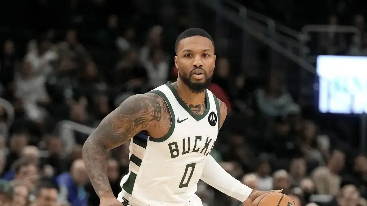 NBA ：雄鹿118-117险胜76人，揭露3个事实，利拉德确实比霍勒迪强